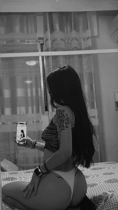 Fotos de Daiana tu chica juguetona y fogosa de 20 añitos, Videollamada