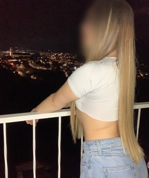 Fotos de Hoy no tengo voluntad, solo ganas de obedecer, Videollamada