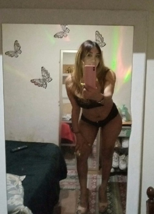 Fotos de Trans Paola  Bracho   para  Heteros  Curiosos, Trans