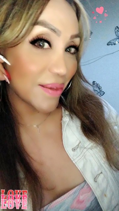 Fotos de Trans Paola  Bracho   para  Heteros  Curiosos, Trans