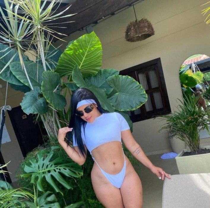 Atención 24/7MIA JOVEN LATINA FIESTERA🎉24H
