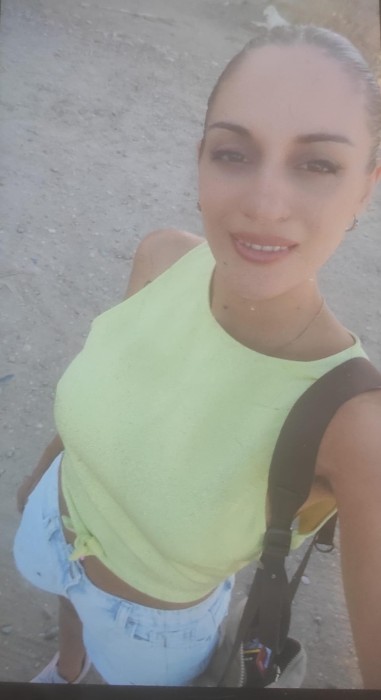 Atención 24/7YASIRA,LA ENCANTADORA