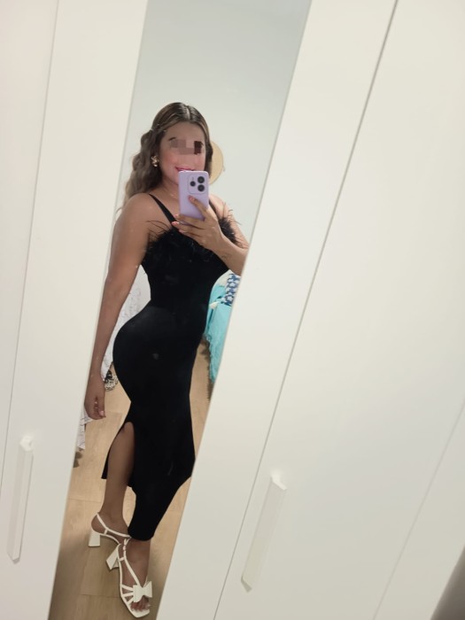Fotos de KAROL JOVEN ❤️LATINA FIESTERA 🎉24H, Escort