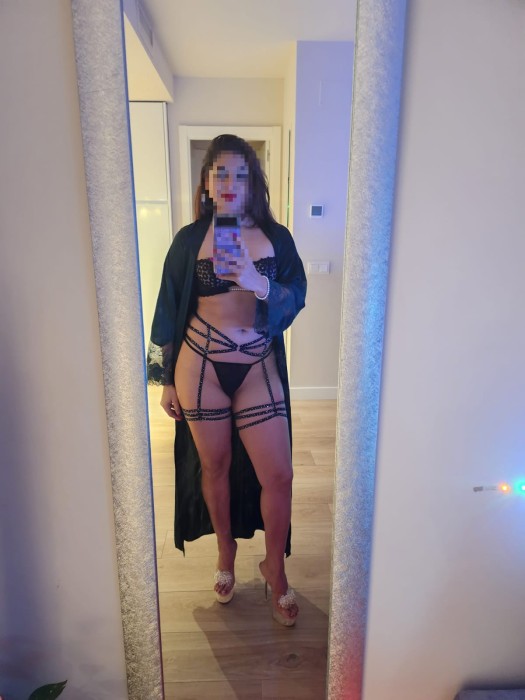 Fotos de camila joven ardiente , con muchas ganas de disfrutar del sexo, Escort