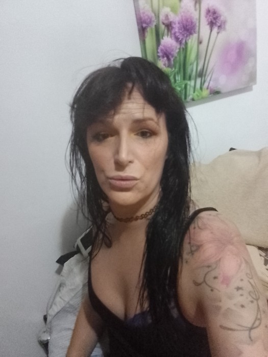 Fotos de Cleo trans conejito apretado , Trans