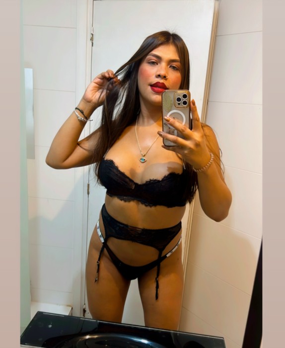 Fotos de Valentina top only fans vídeos llamadas calientes , Videollamada