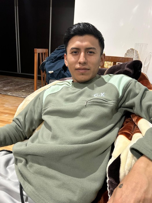 Chico Latina 26 años, discreto