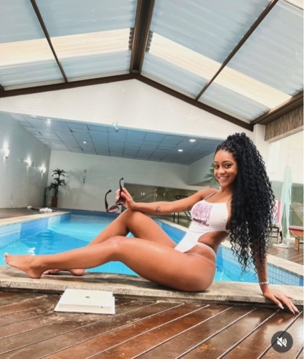 Fotos de Compañía exclusiva Latina, 28 años, Escort