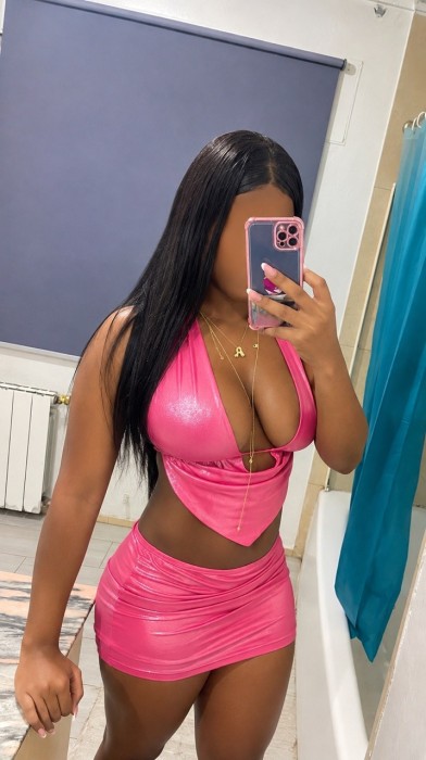 Compañía exclusiva Colombiana, 22 años en Málaga