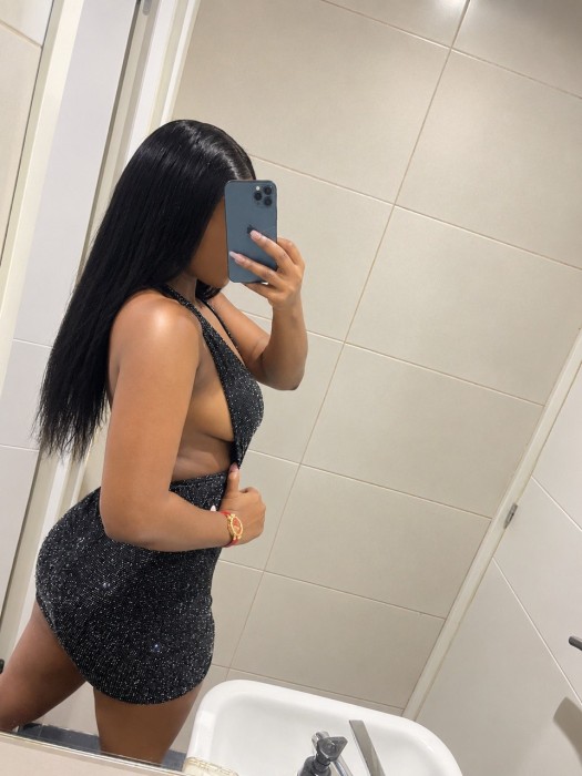 Fotos de Compañía exclusiva Colombiana, 22 años, Escort