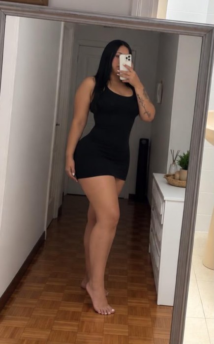 Colombiana de 23 años, elegante y sofisticada, Escorts 24h en Oviedo