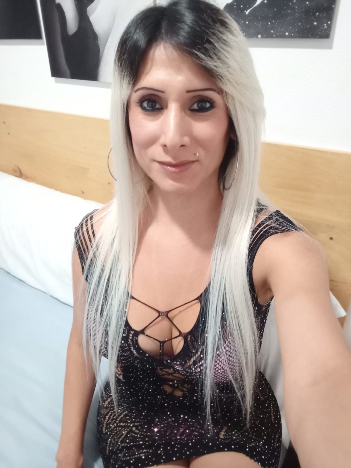 Atención 24/7TRANS rubia de lujo muy caliente. FOLLAMOS AHORA?
