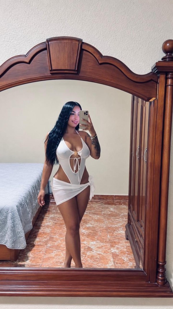 Atención 24/7Oriana tu colombiana caliente para pasarlo bomba