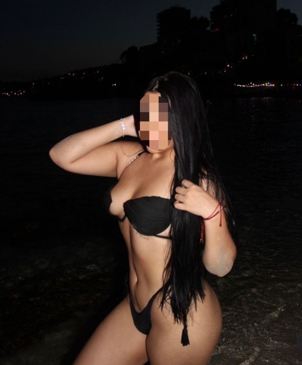 Atención 24/7Latina guarrilla fiestera a tope 24 horas