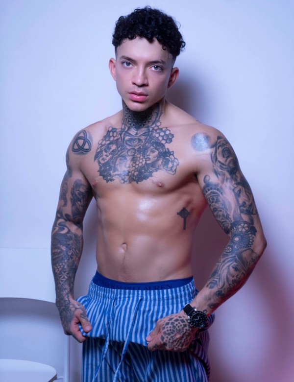 Atención 24/7Deportista colombiano, exclusivo, suite privada
