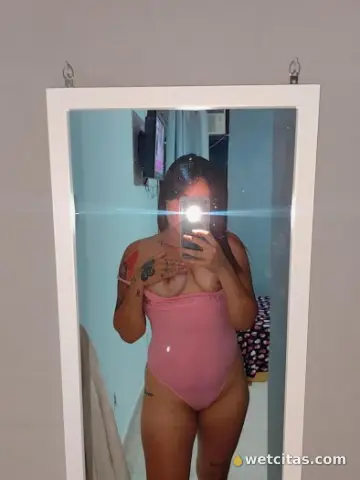 QUEEN OLIVIA, Videollamada en Online