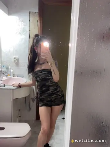 Daiana tu chica juguetona y fogosa de 20 añitos, Videollamada en Online