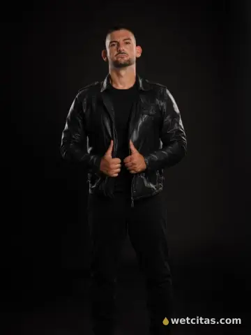 Luca, tu compañía de confianza, Chicos en Barcelona Capital