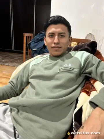 Chico Latina 26 años, discreto, Chicos en Tomelloso