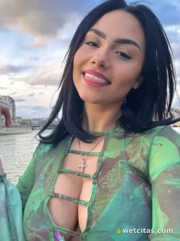 Estoy disponible para encuentros traviesos sin tabúes, Escort en Melilla Capital