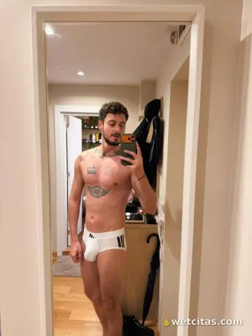 Giscard, un chico rubio y gay., Chicos en Barcelona Capital