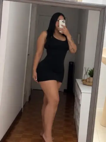 Colombiana de 23 años, elegante y sofisticada en Oviedo