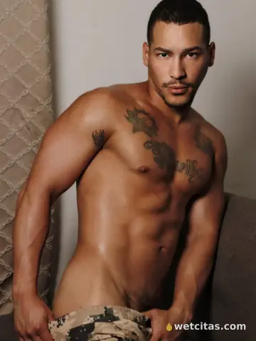 Sexy atractivo latino lleno de lujuria fogosidad novedad para ti llamame, Chicos en Granada