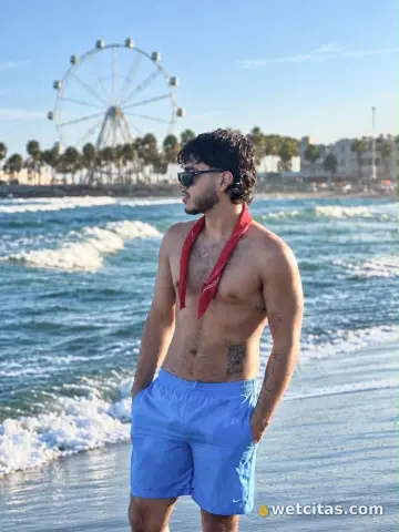 Liam chico latino cachondo muy guarro y versátil, Chicos en Granada