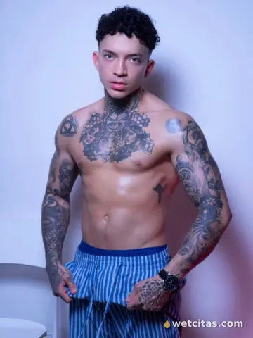 Deportista colombiano, exclusivo, suite privada, Chicos en Málaga