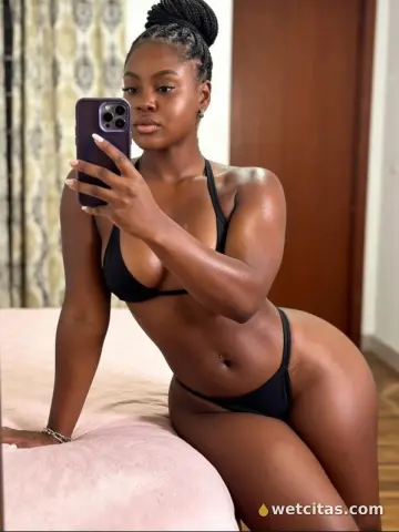 Cloe 22 años, DESEO ARDIENTE EN CADA CARICIA, Escort en Gandia