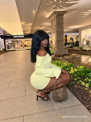 Cindy available in benidorm luxury service 24h, Escort en Benidorm