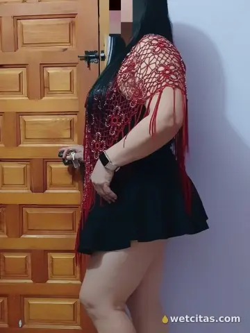 Madurita besucona cariñosa prueba mi culo xxl, Escort en Madrid