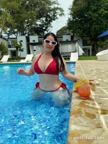 Daniela. Fiestera juguetona en Plasencia, Escort en Plasencia