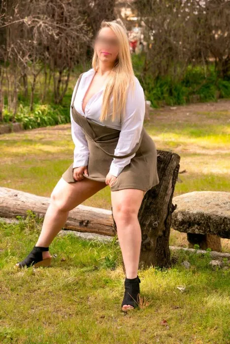 Fotos de Lola, Escort