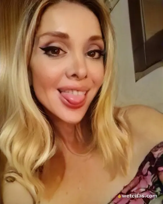Lorena trans asturiana 24h, videollamada erótica con chica española – foto 3 de 3