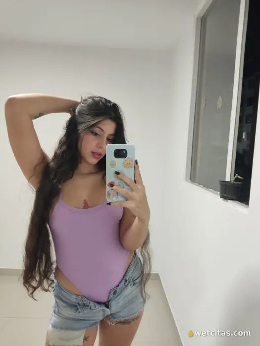 KLOE, videollamada erótica con chica colombiana – foto 5 de 6