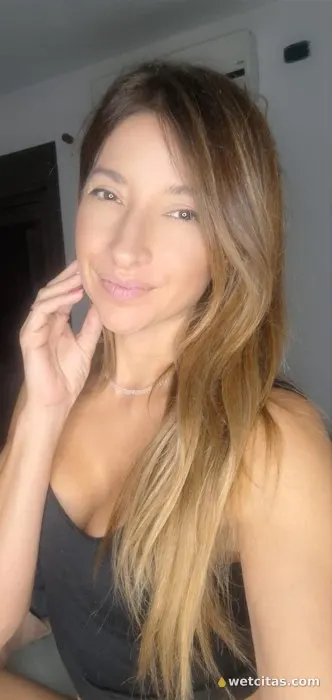 FIRE GIRL, videollamada erótica con chica argentina – foto 4 de 5