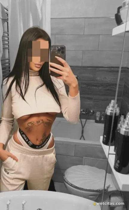 LUCIA ESPAÑOLA WEB CAM 24 HORAS, videollamada erótica con chica española – foto 2 de 6