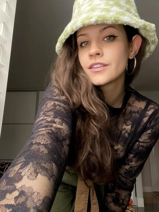Fotos de Estoy disponible., Escort