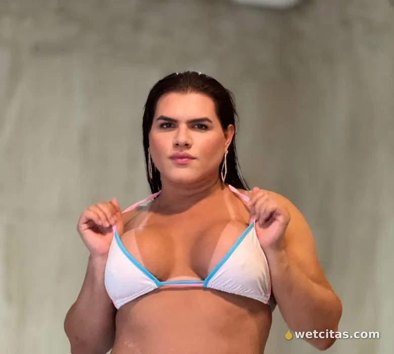 Anne RECIÉN LLEGADA, chica trans brasileña en santiago de compostela – foto 2 de 6