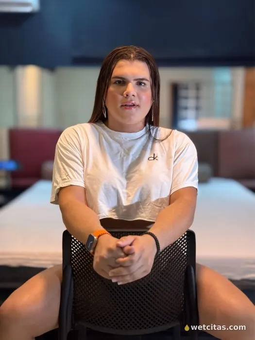 Anne RECIÉN LLEGADA, chica trans brasileña en santiago de compostela – foto 6 de 6