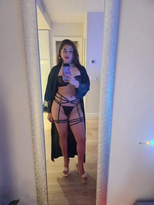 Fotos de camila joven ardiente , con muchas ganas de disfrutar del sexo, Escort