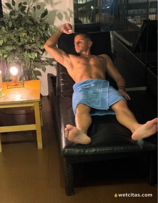 PEDRO TOP CLASS, chico escort italiana en sitges – foto 4 de 6