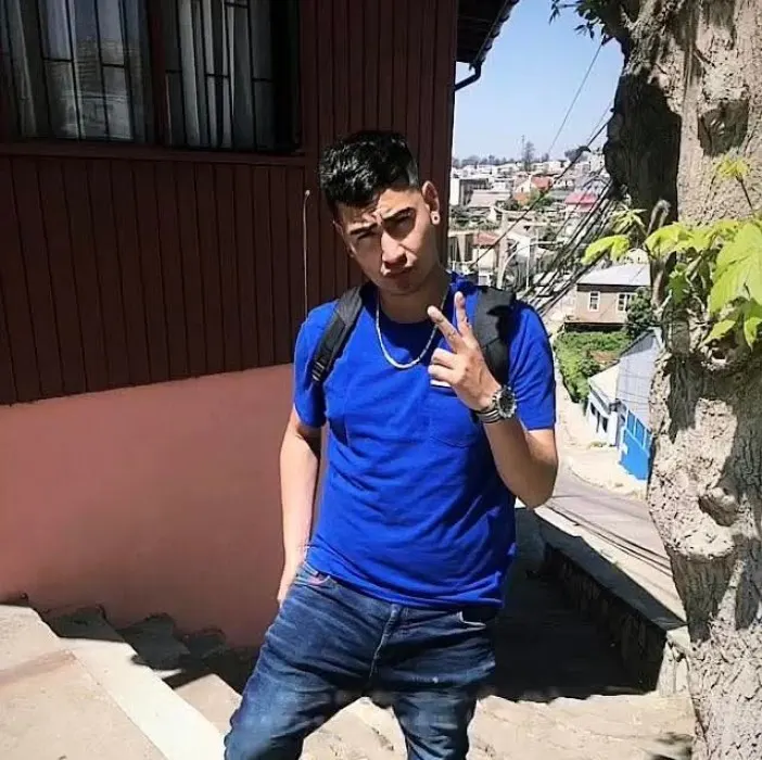 Fotos de Mateo Chileno En Granada, Chicos