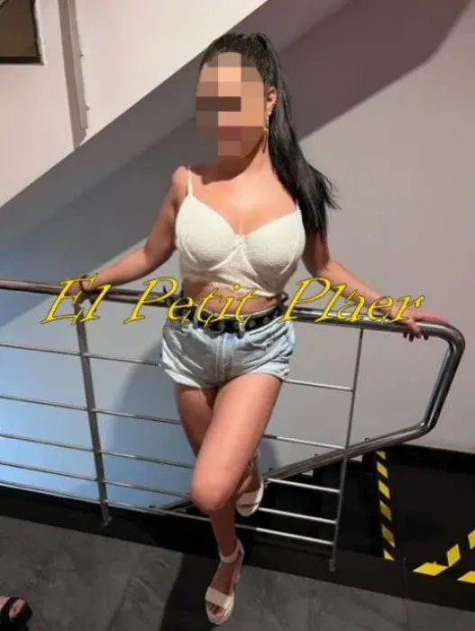 Fotos de La mejor compañía del Vallés ! Chicas preciosas , Escort