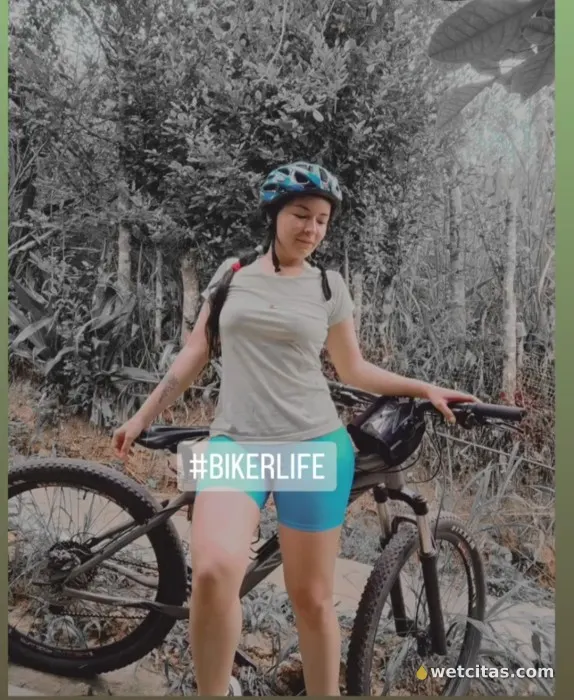 Latina sensual y cariñosa ☺️ Disponible, videollamada erótica con chica colombiana – foto 4 de 5