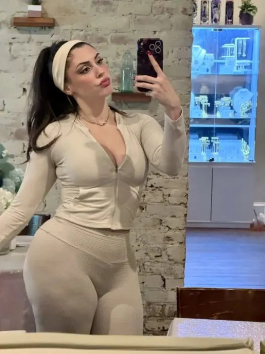 Fotos de Satisfacción sexual y masaje , Escort