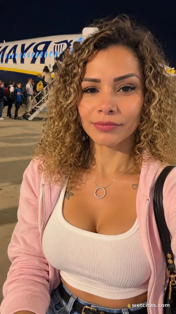 Larissa muy caliente cachonda fiestera a top, escort latina en zaragoza – foto 4 de 4