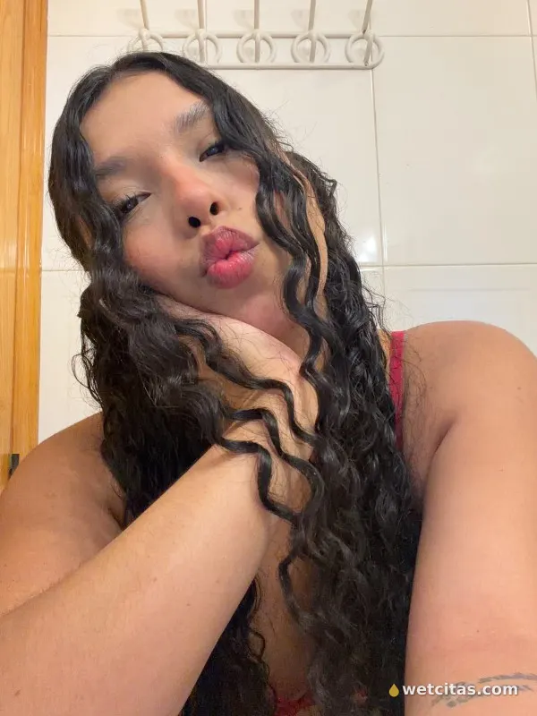 Discreta y envolvente, escort colombiana en rioja – foto 5 de 6