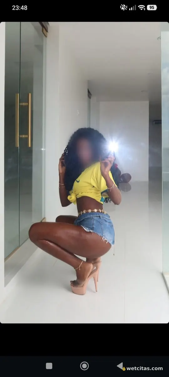 Camila joven latina, cargada de sensualidad, escort latina en valencia – foto 2 de 5